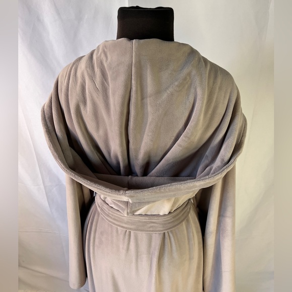 Barefoot Dreams Luxechic Hooded Robe - M/L - taupe luxury soft unisex cozy - Picture 9 of 14